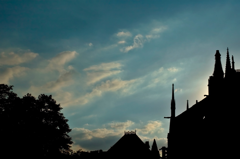 Lune de Miel - Our Other Paris Sky